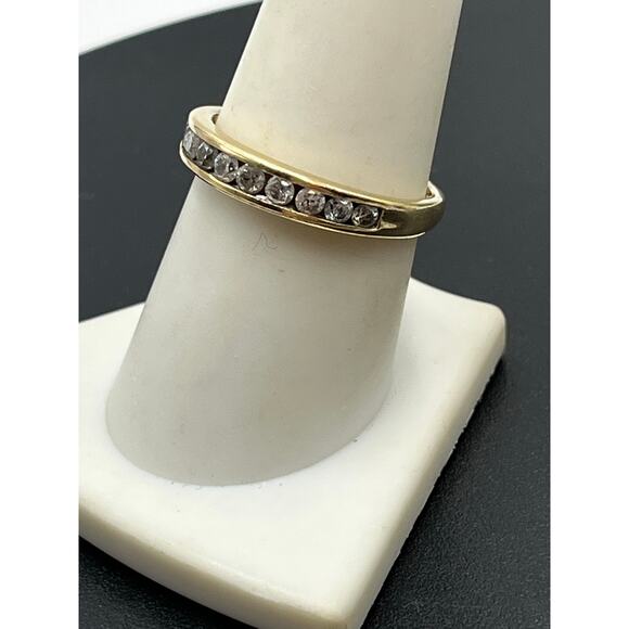 Vintage 14K Gold Designer Diamond
Wedding Band Ring 1/2 TW Sz
8.5 Channel Set - Picture 5 of 16